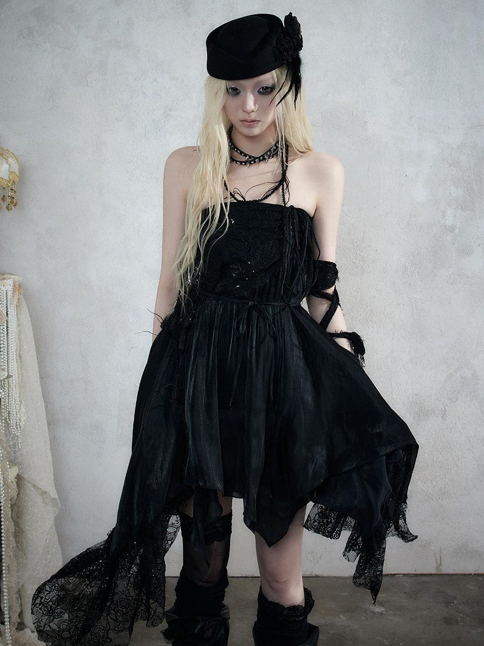 NO ROMANCE Lace Spliced Strappy Asymmetric Women&