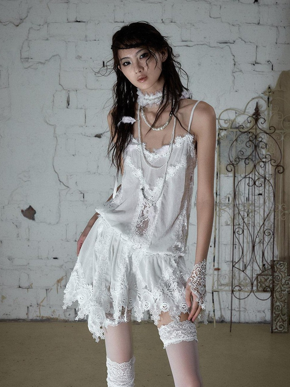 NO ROMANCE Lace Velvet Drawstring V-neck Irregular Women&
