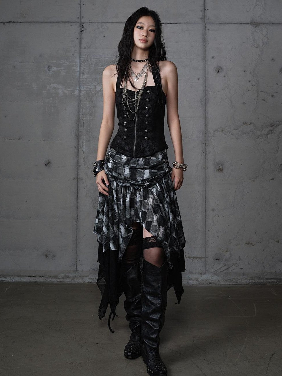 NO ROMANCE Plaid Velvet Irregular Court Style Women&