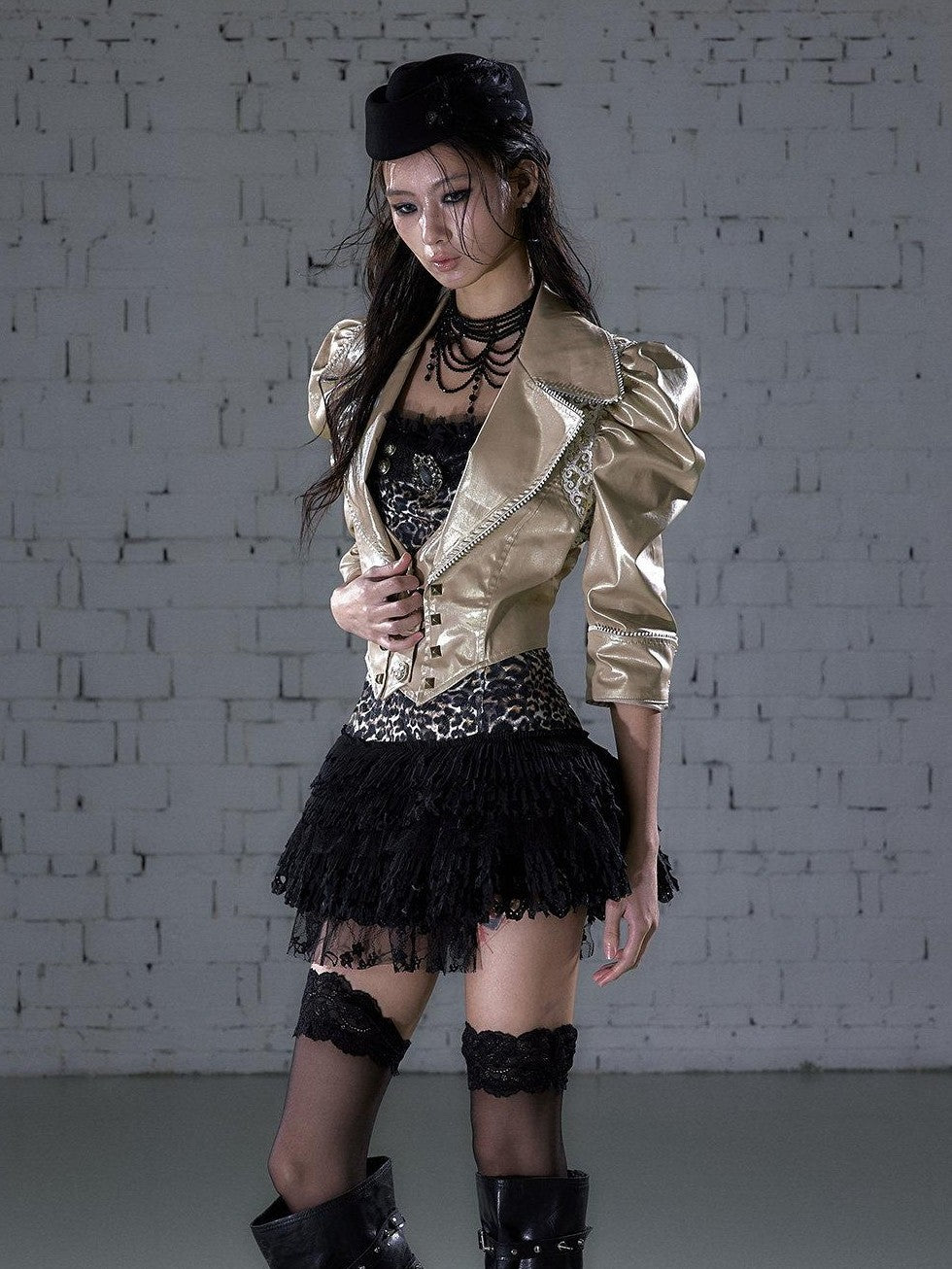 NO ROMANCE Punk Studded Metal Embellished Bubble Sleeve Cropped Women&