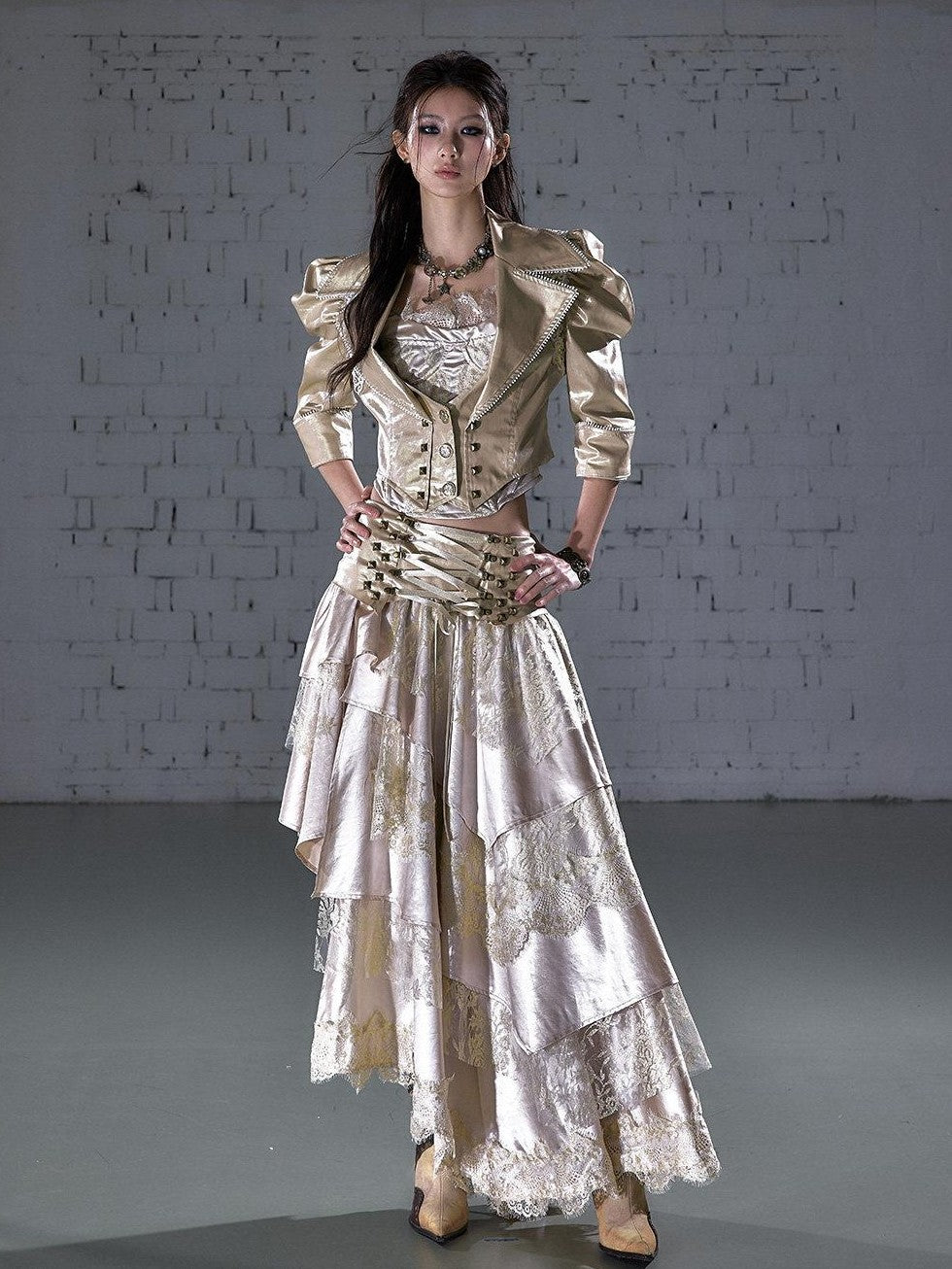 NO ROMANCE Punk Studded Metal Embellished Bubble Sleeve Cropped Women&