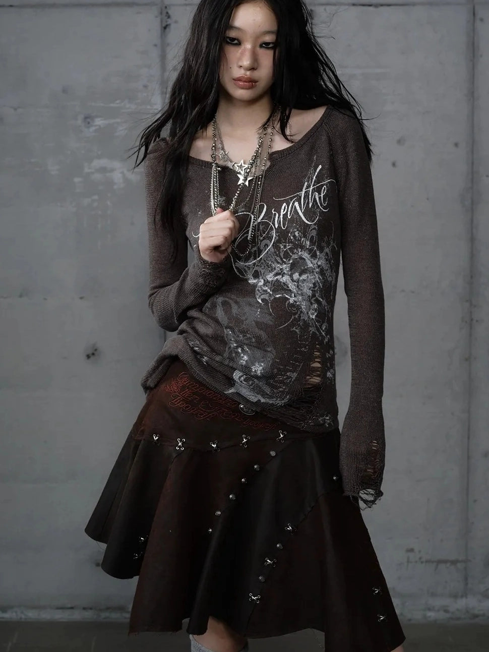 NO ROMANCE Reversible Ripped Punk Style V Neck Slim Fit Long Sleeve Women Graphic T-Shirt