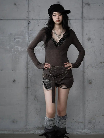 NO ROMANCE Reversible Ripped Punk Style V Neck Slim Fit Long Sleeve Women Graphic T-Shirt