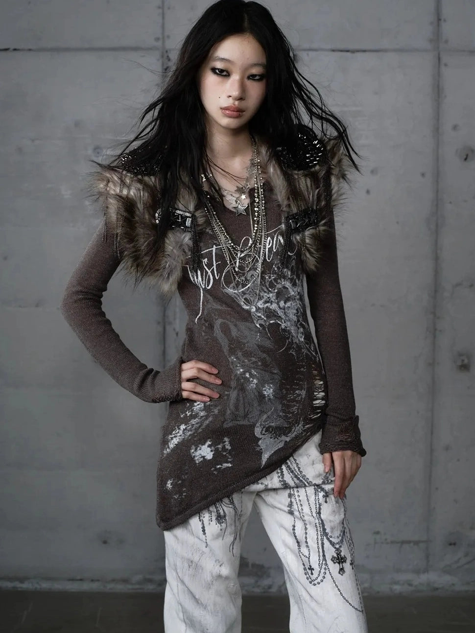 NO ROMANCE Reversible Ripped Punk Style V Neck Slim Fit Long Sleeve Women Graphic T-Shirt