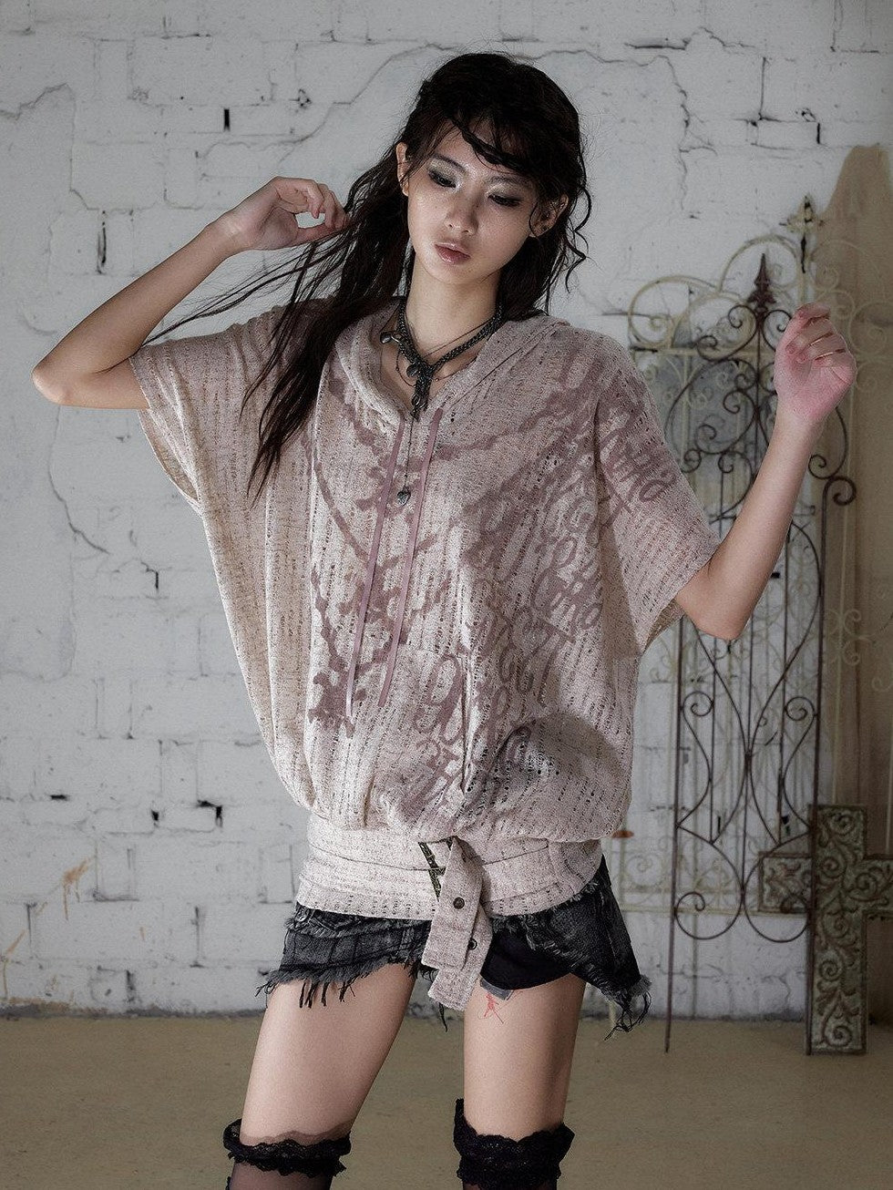 NO ROMANCE Ripped Printed Hooded Batwing Punk Women&