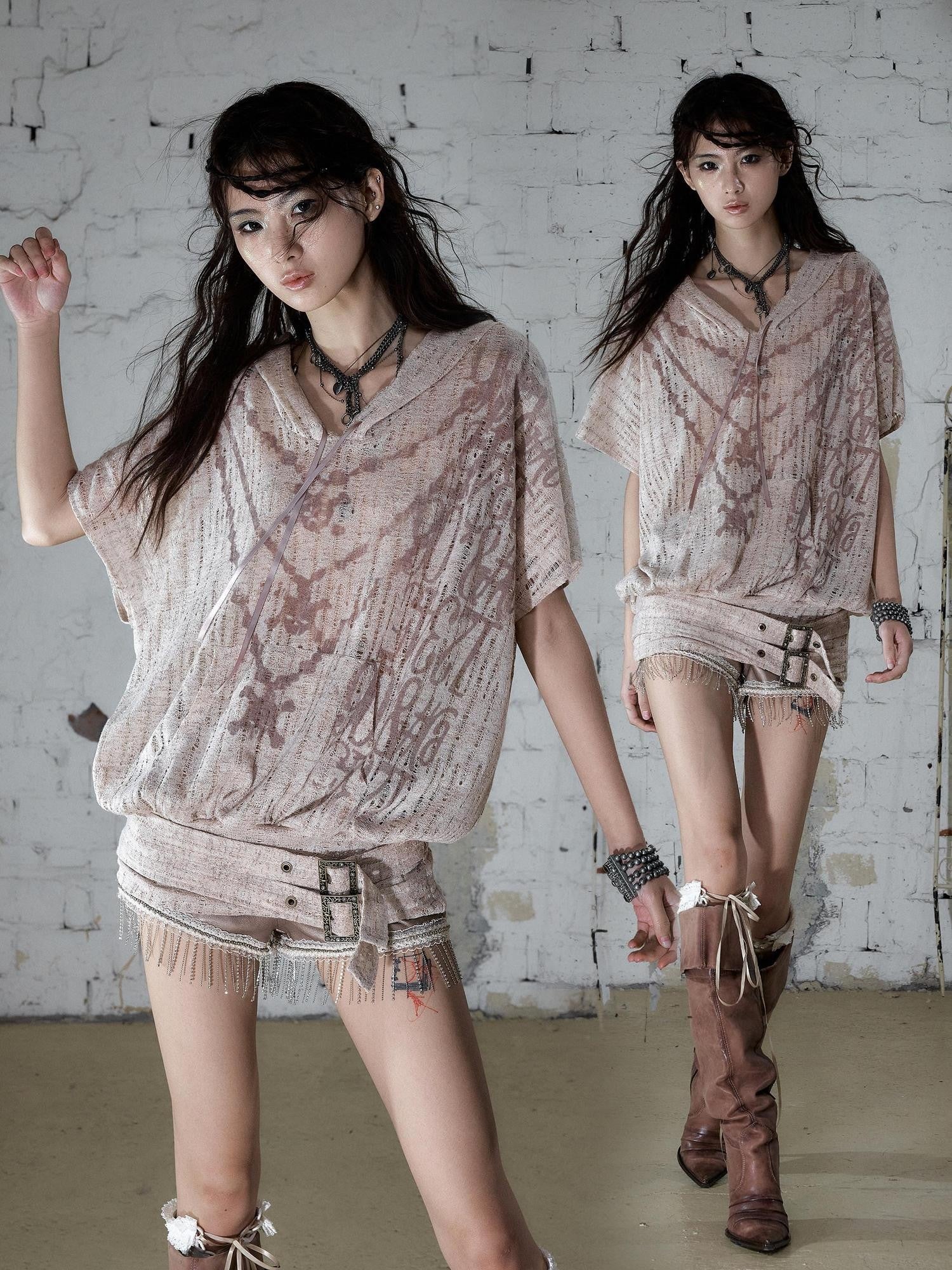 NO ROMANCE Ripped Printed Hooded Batwing Punk Women&