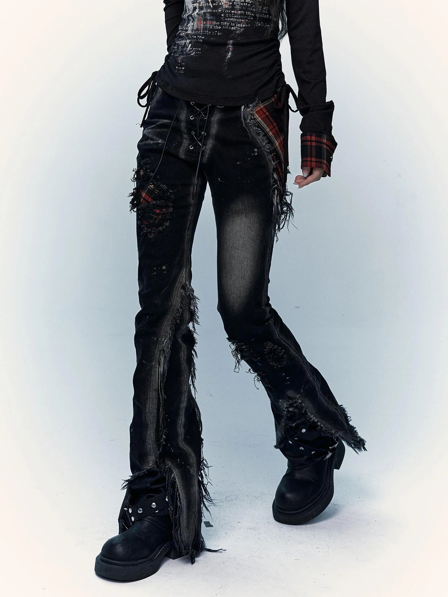 NO ROMANCE Shape Retaining Stretch Slim Low Rise Plaid Distressed Black Women Casual Jeans