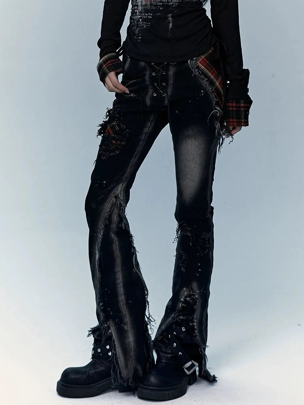 NO ROMANCE Shape Retaining Stretch Slim Low Rise Plaid Distressed Black Women Casual Jeans