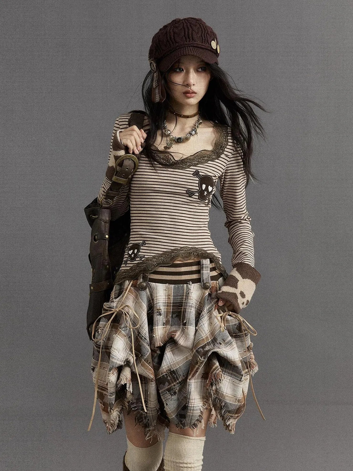 NO ROMANCE Slim V Neck Striped Punk Knit Long Sleeve Women Cotton Stretch T-Shirt