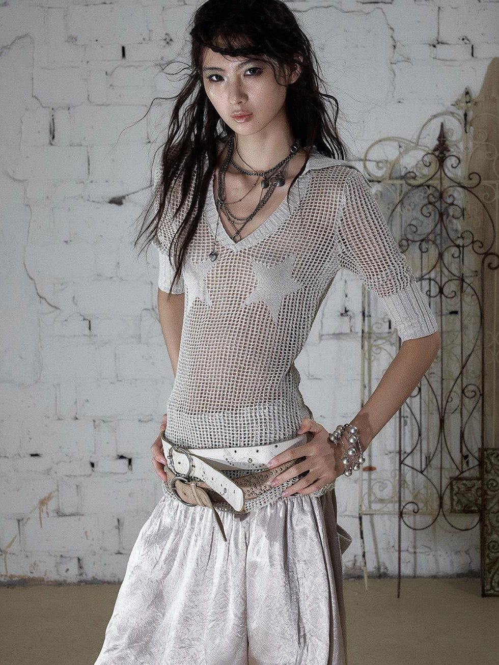 NO ROMANCE Star Cutout Punk Slim V-neck Convertible Women&