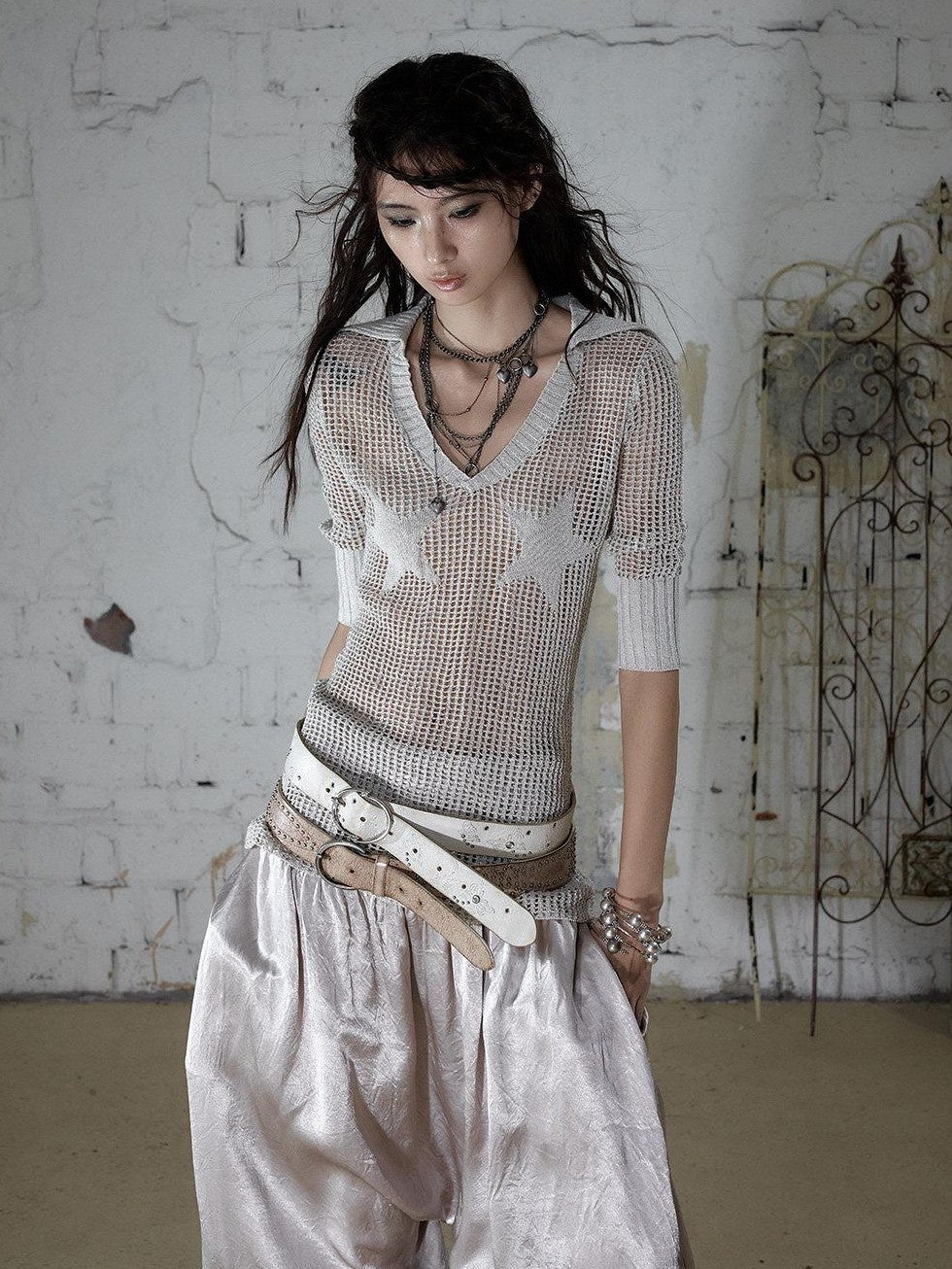 NO ROMANCE Star Cutout Punk Slim V-neck Convertible Women&