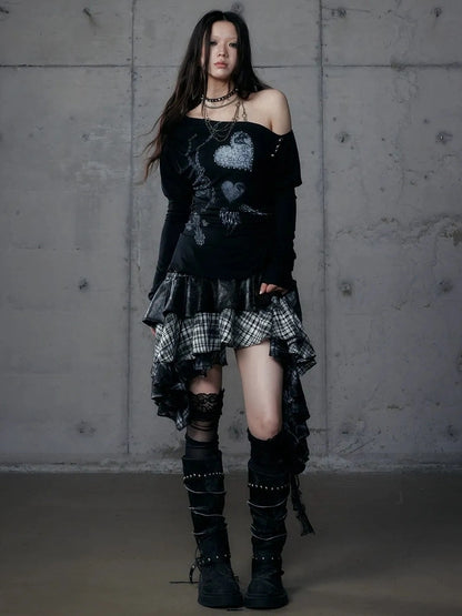 NO ROMANCE Stretchy Knit Asymmetric Neck Slim Long Sleeve Women Cross Heart Graphic T-Shirt