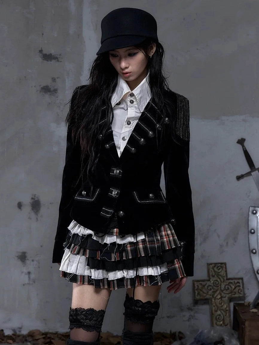 NO ROMANCE Tiered Ruffle Punk Low Rise Frayed Hem Loose Fit Women Citywalk Black Red Skirt