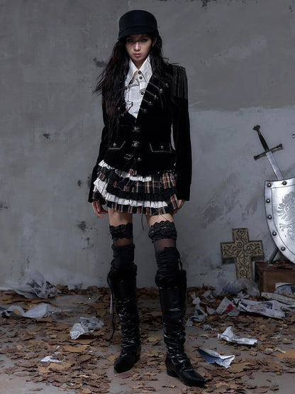 NO ROMANCE Tiered Ruffle Punk Low Rise Frayed Hem Loose Fit Women Citywalk Black Red Skirt