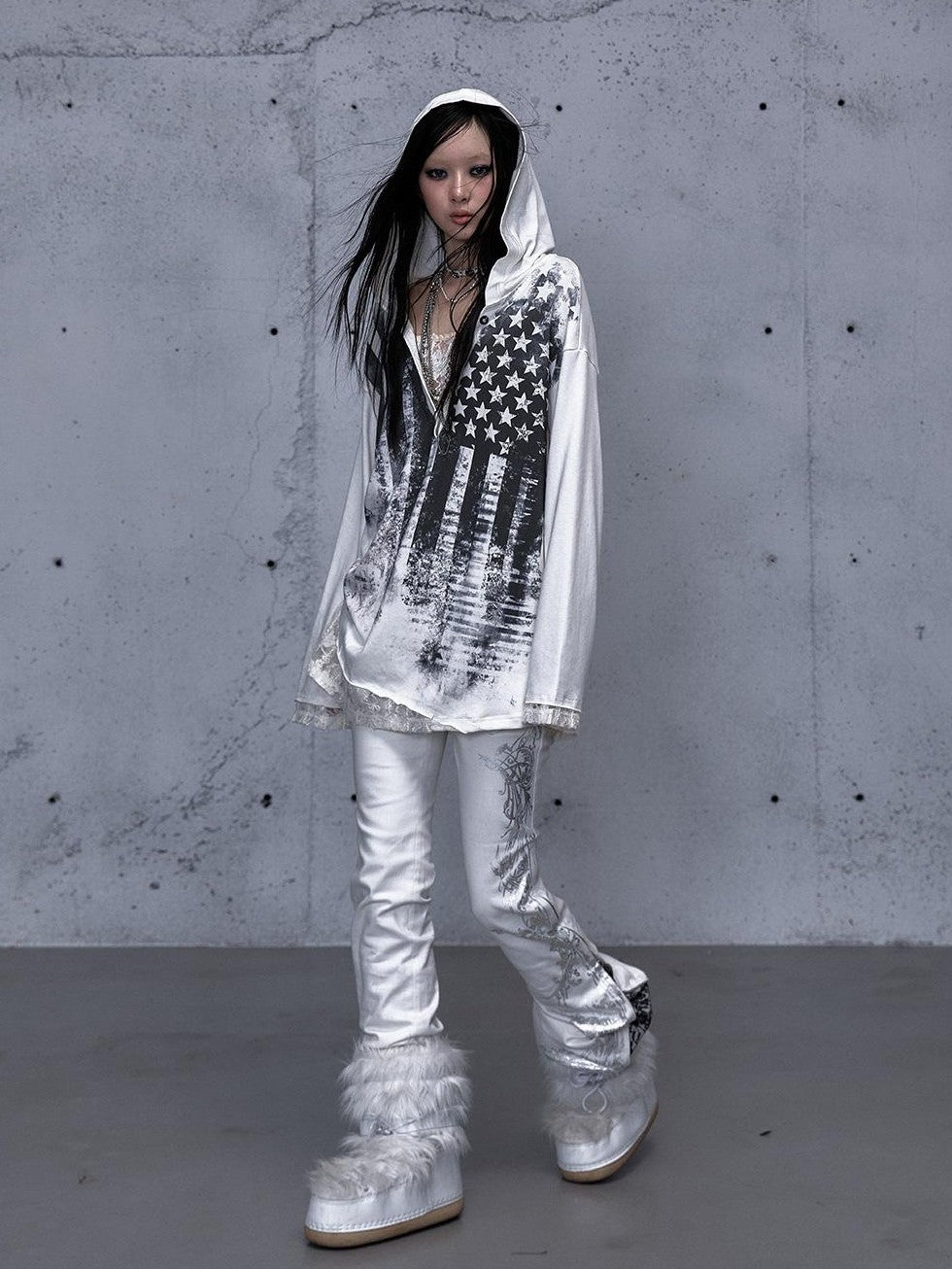 NO ROMANCE V-neck Print Lace Panel Loose Fit Women&