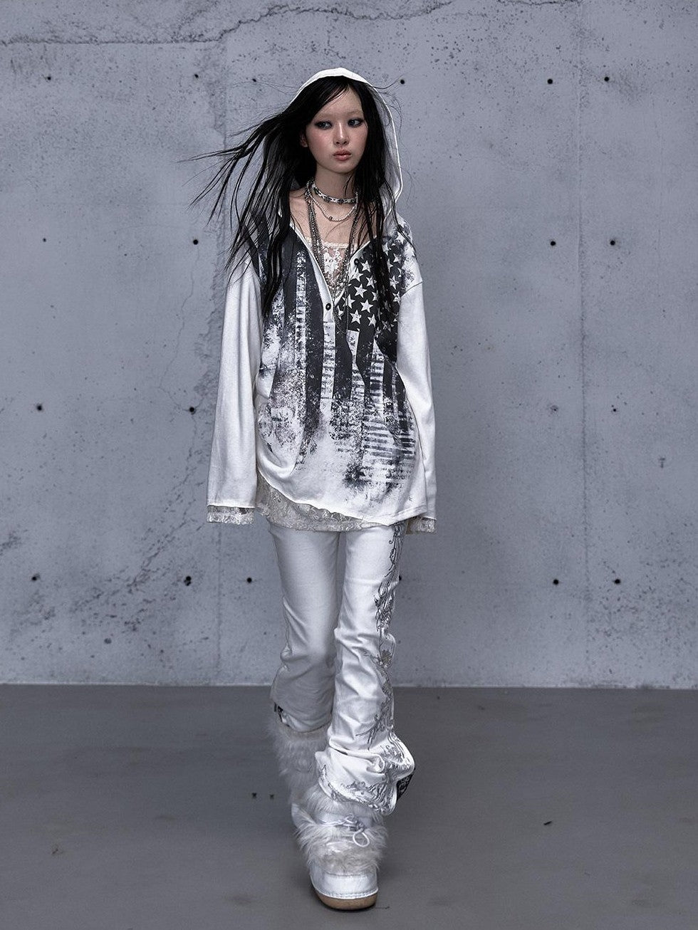 NO ROMANCE V-neck Print Lace Panel Loose Fit Women&