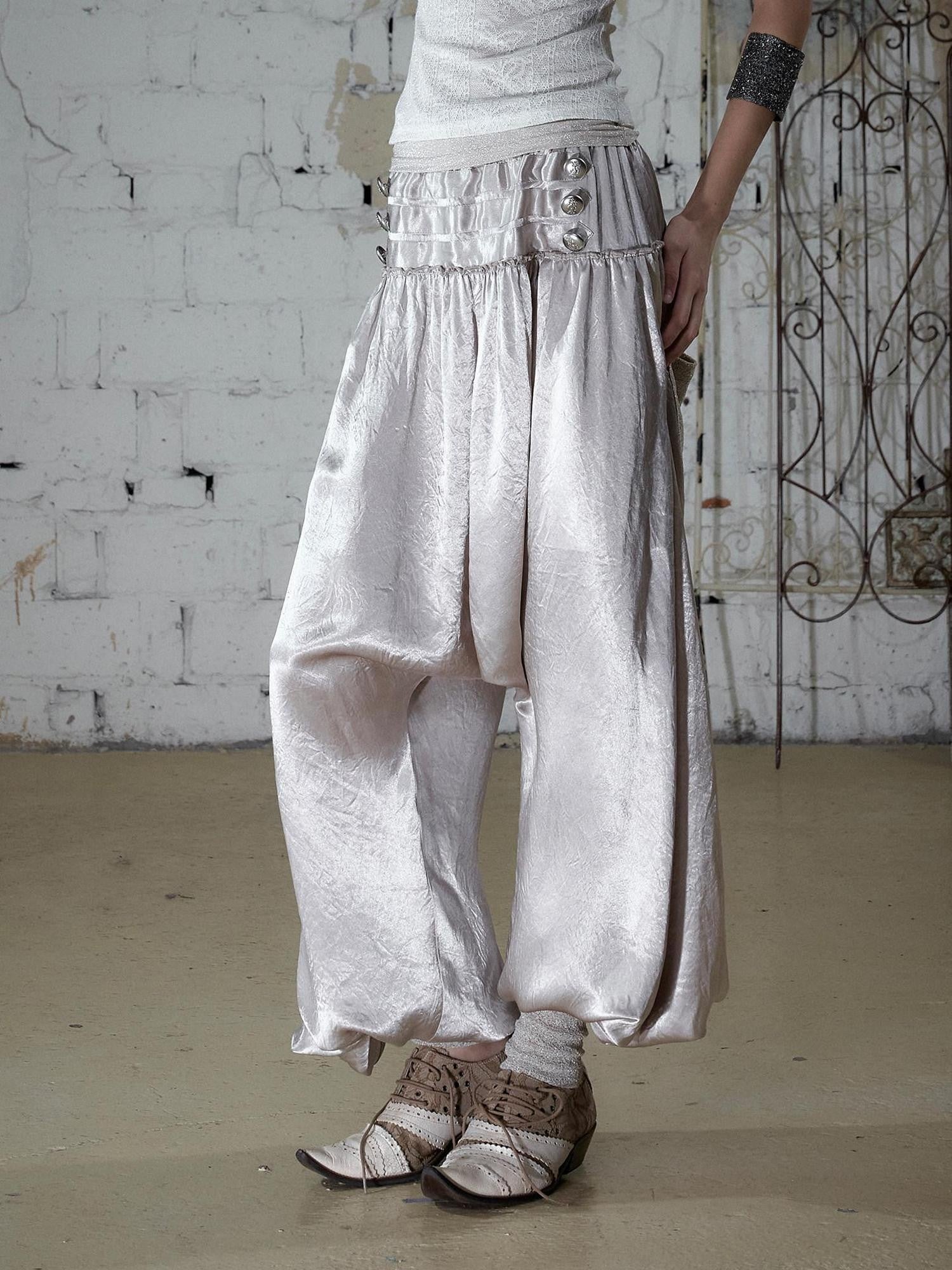 NO ROMANCE Vintage Baroque Lace Lantern Wide Leg Women&
