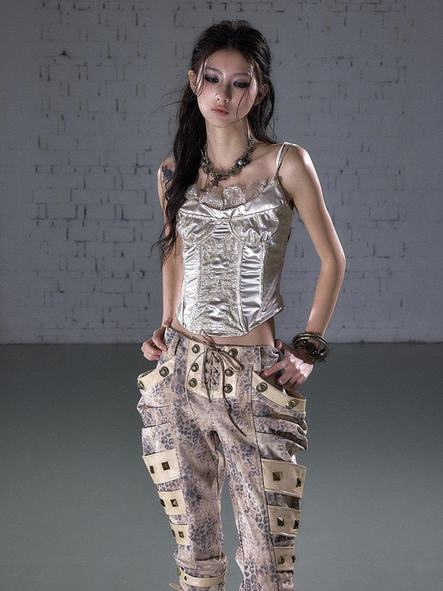 NO ROMANCE Vintage Court Waist Cinching Lace Trim Boned Bustier Women&