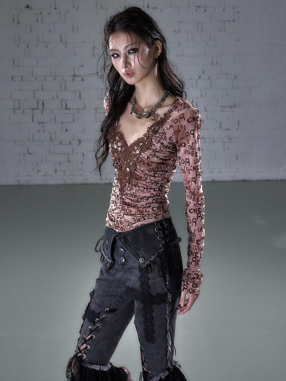 NO ROMANCE Vintage Crochet Flocked Lace Slim V-neck Women&