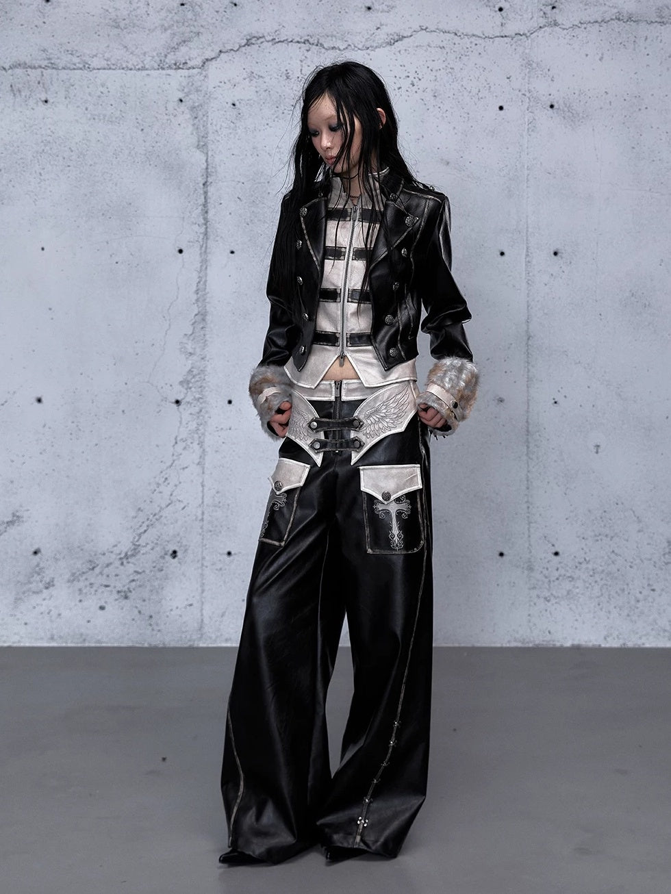 NO ROMANCE Vintage Distressed Low Rise Wide Leg Relaxed Fit Women Faded Black Pants