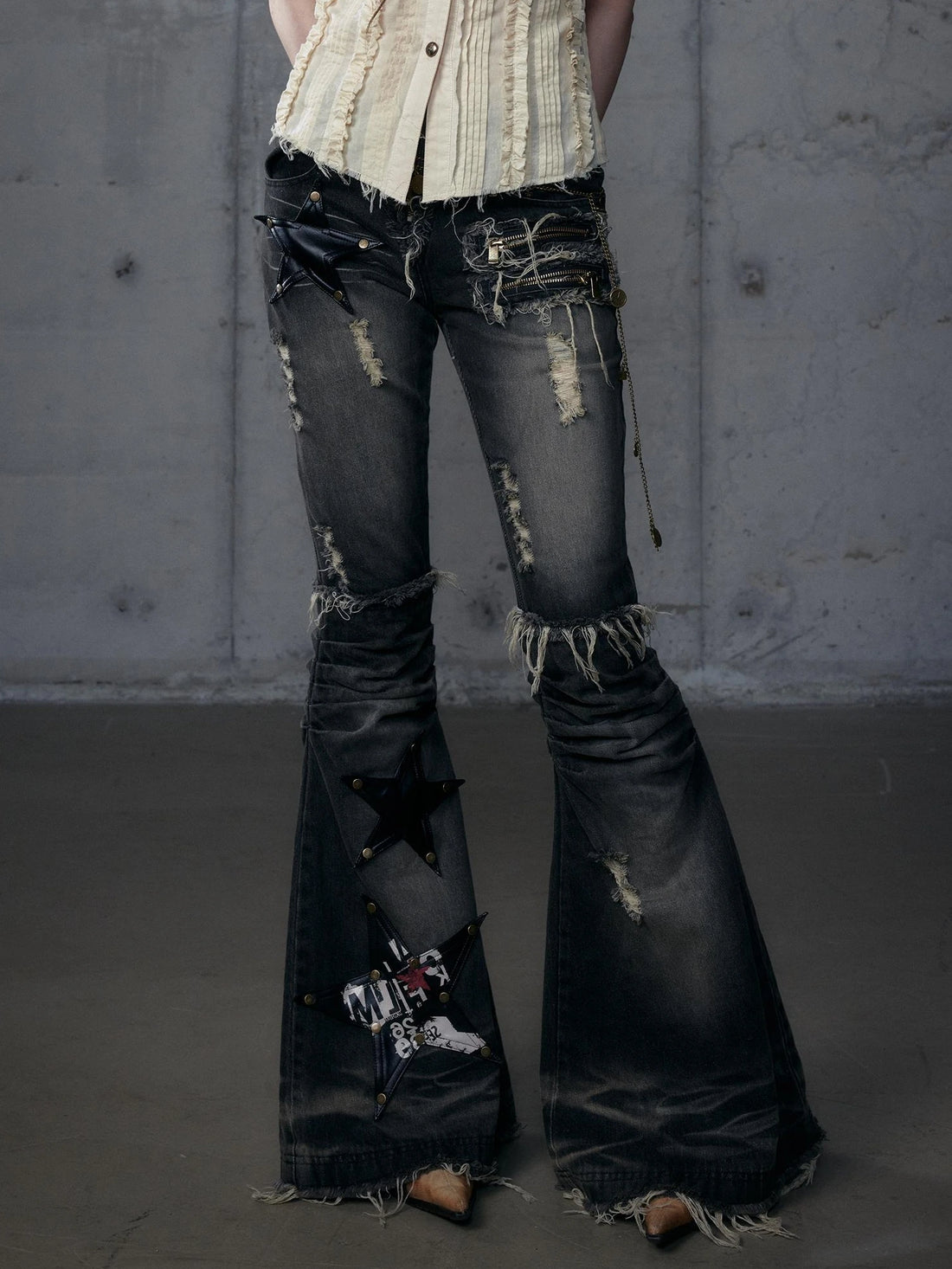 NO ROMANCE Vintage Washed Black Star Print High Waisted Slim Non Stretch Women Denim Jeans