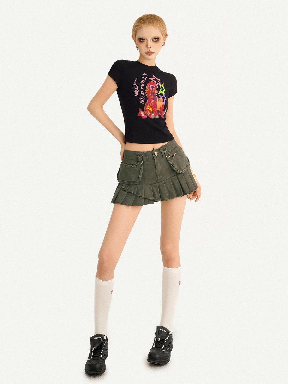 Nico Molly Black Cartoon Print Slim Fit Short Sleeve Round Neck Girlish Women&