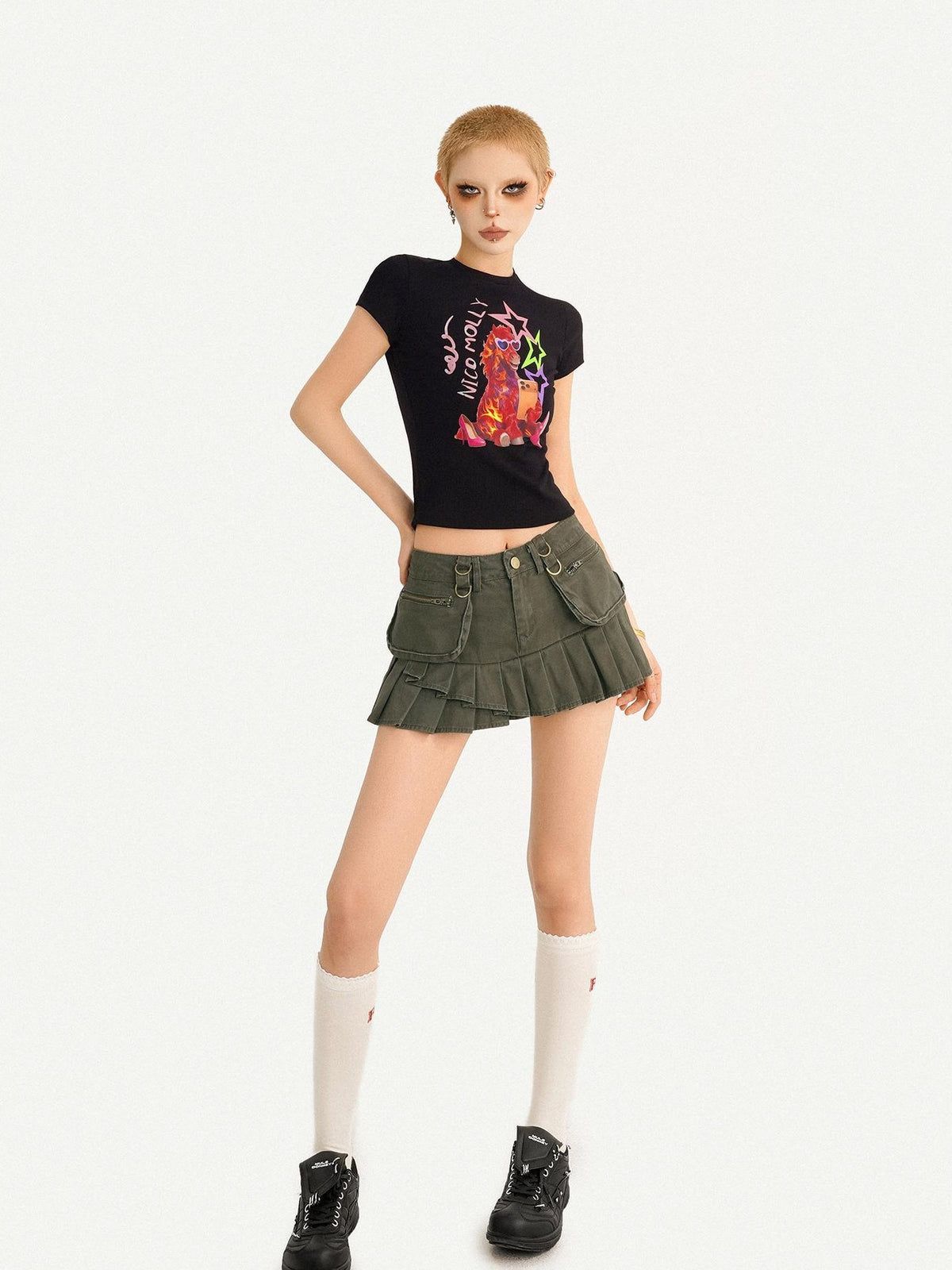 Nico Molly Black Cartoon Print Slim Fit Short Sleeve Round Neck Girlish Women&