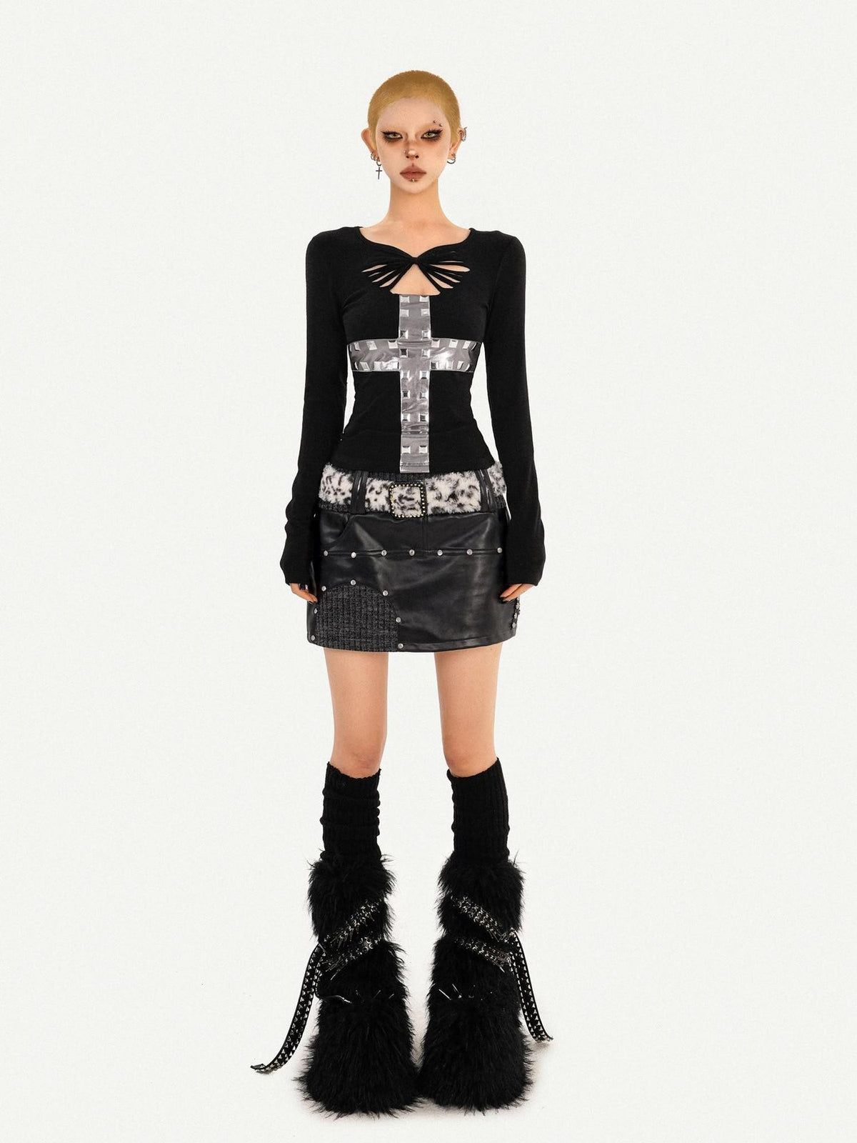 Nico Molly Black Cross Cutout Round Neck Slim Fit Women&