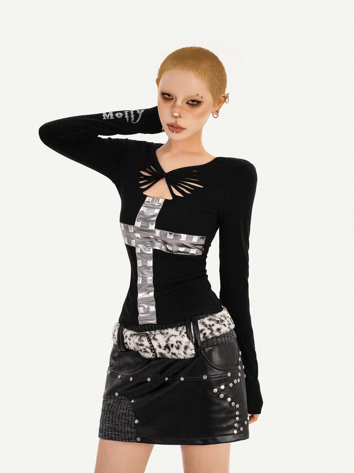 Nico Molly Black Cross Cutout Round Neck Slim Fit Women&