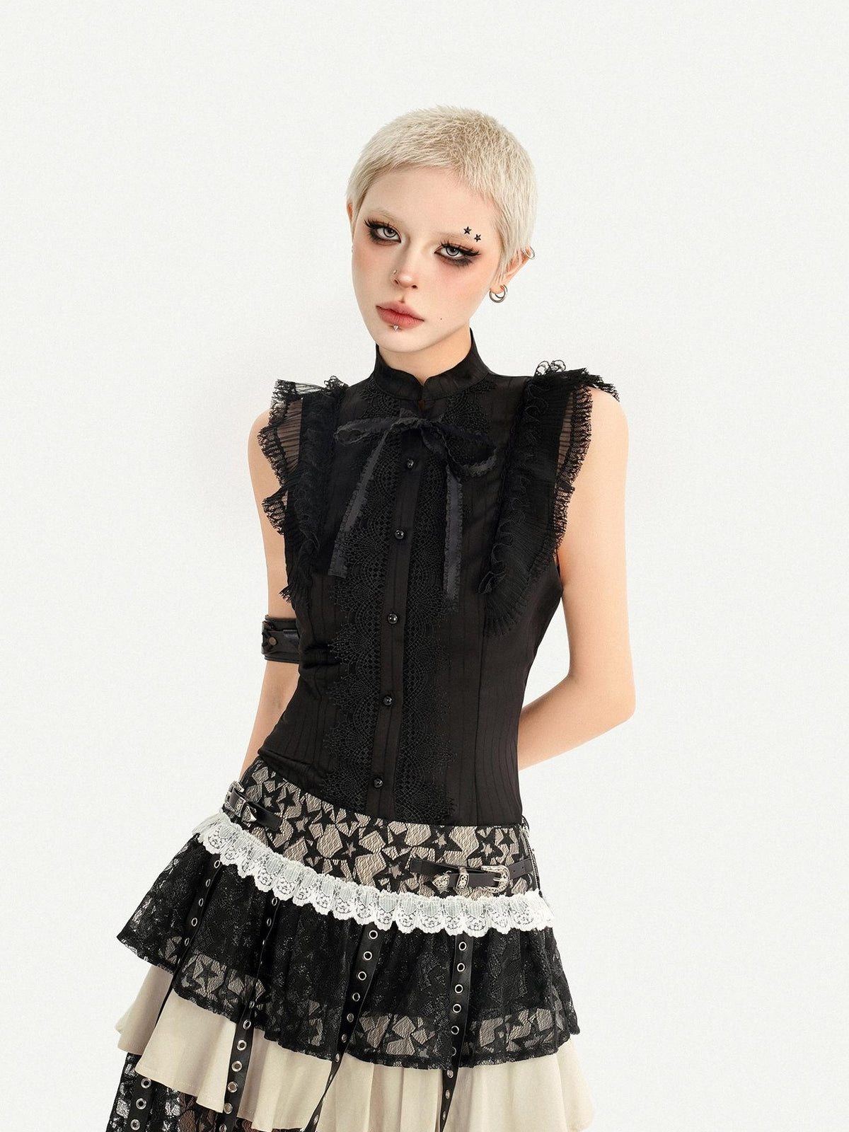 Nico Molly Black Gothic Lace Splice Bow Button Stand Collar Sleeveless Women&