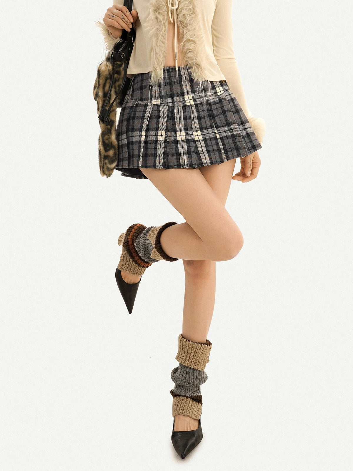 Nico Molly Black Plaid Pleated High Waist A Line Distressed Women&