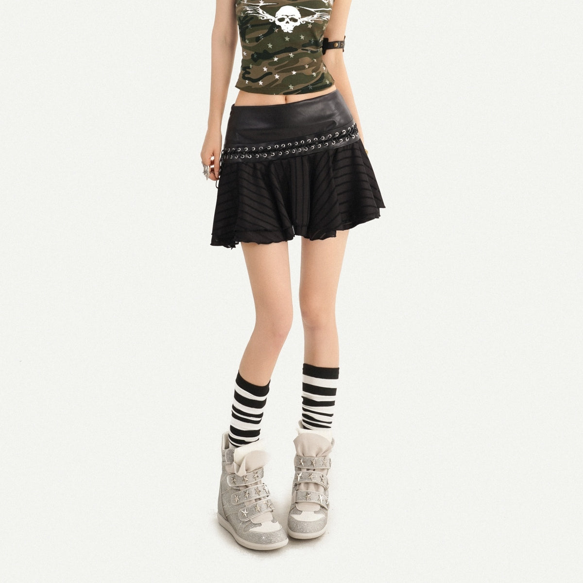 Nico_Molly_Black_Pleated_A_Line_Low_Waist_Punk_Schoolgirl_Women&