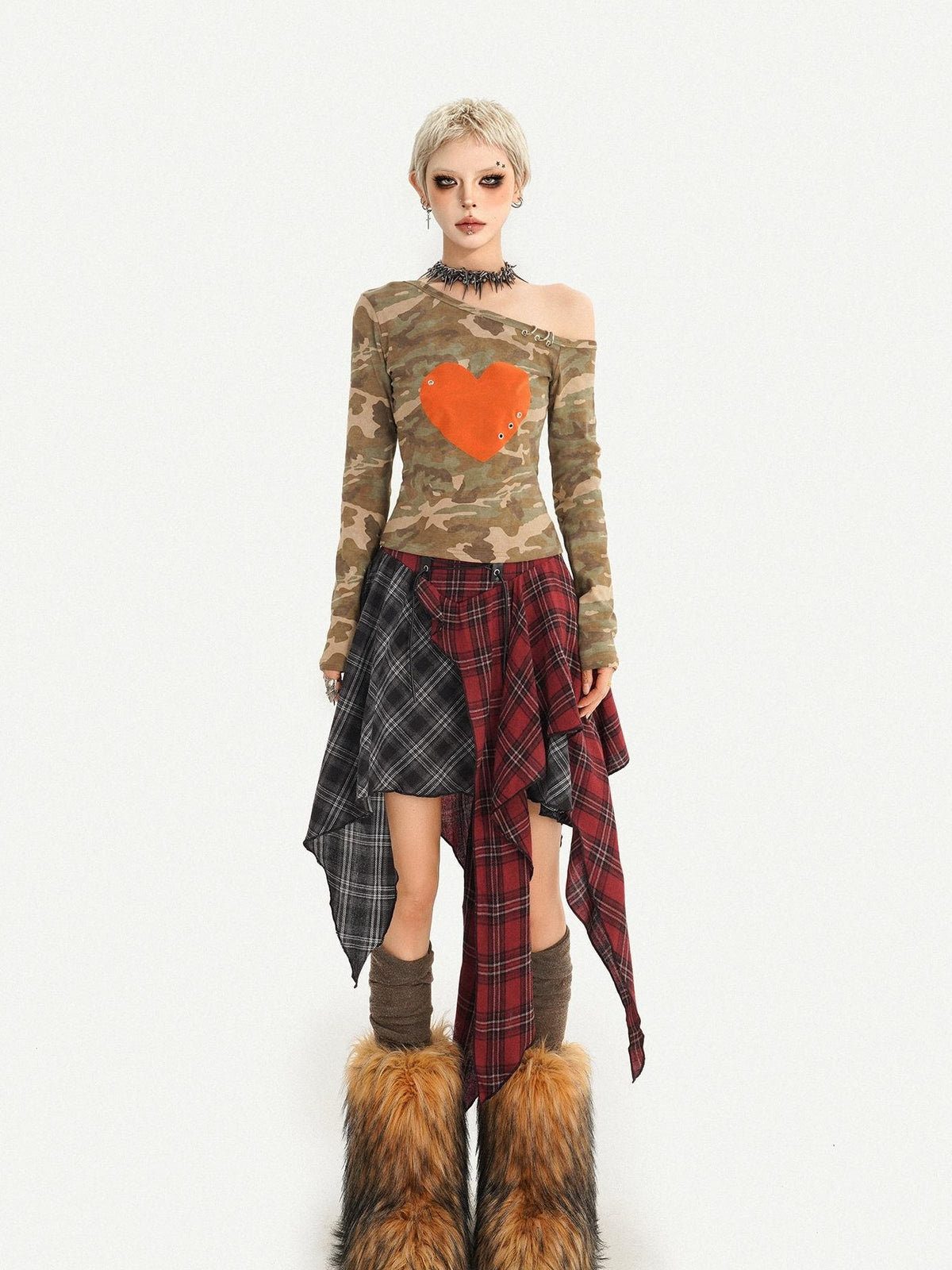 Nico Molly Camo Heart Print Punk Slanted Shoulder Women&