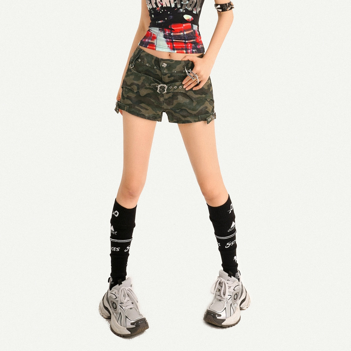 Nico_Molly_Camo_Low_Rise_Slim_Straight_Street_Style_Women&