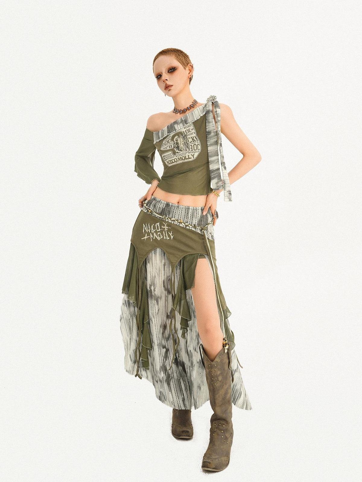 Nico Molly Distressed Print Asymmetric Off Shoulder Women&