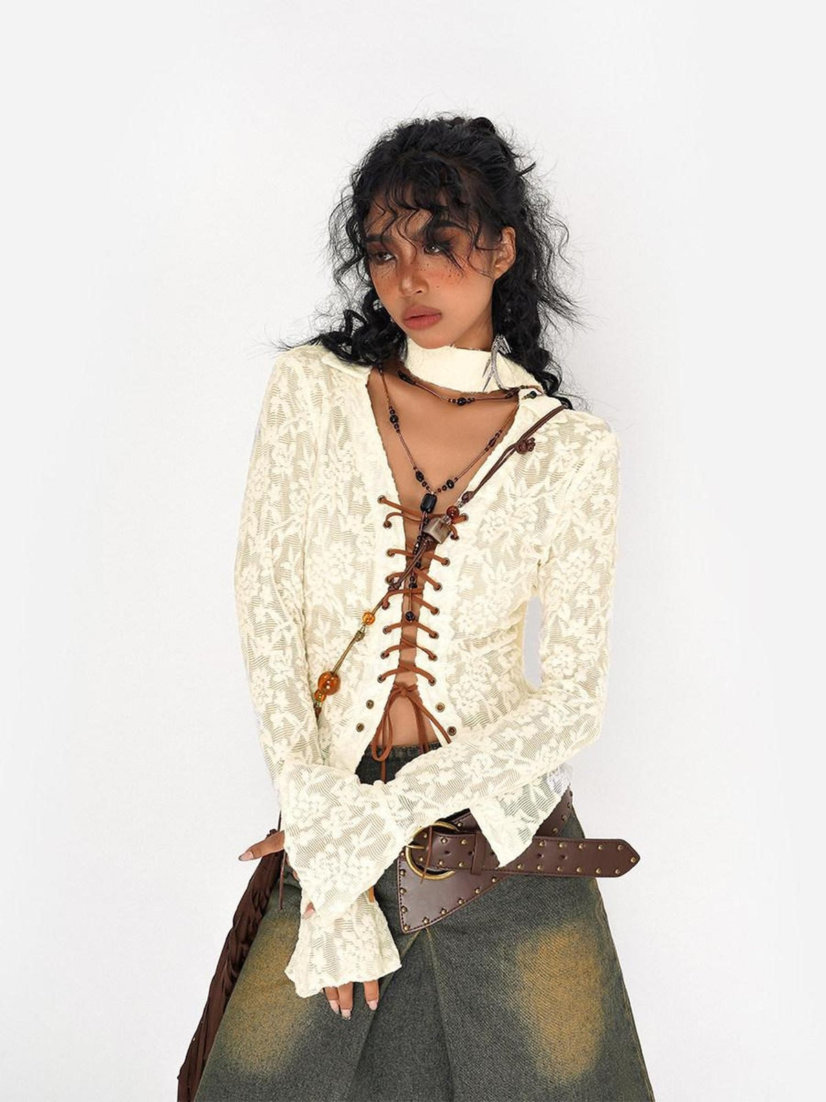 Nico Molly Embroidered Tie V-neck Bell Sleeve Vintage Slim Women&