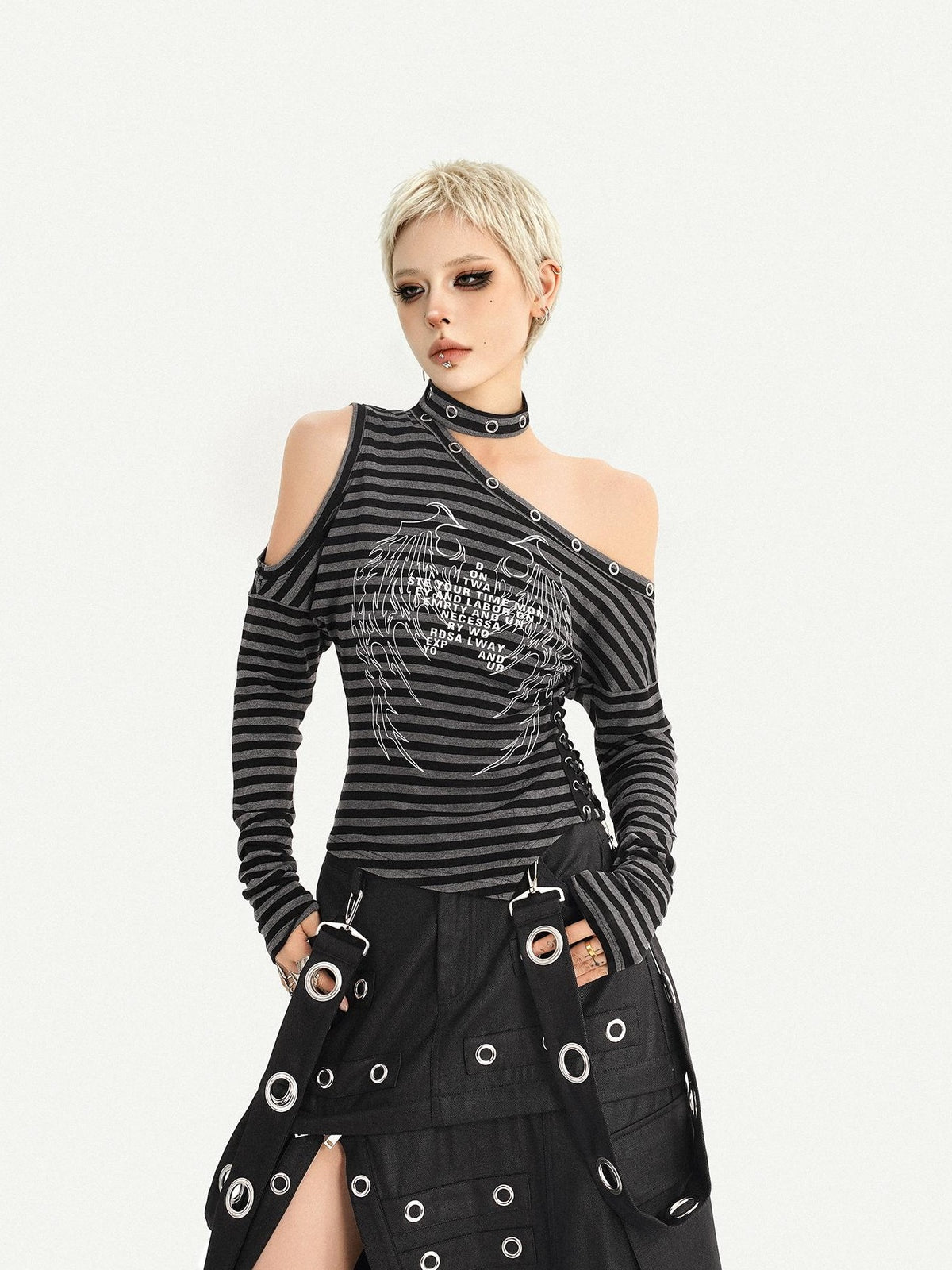 Nico Molly Gothic Stripe Wing Print Asymmetric Off Shoulder Women&
