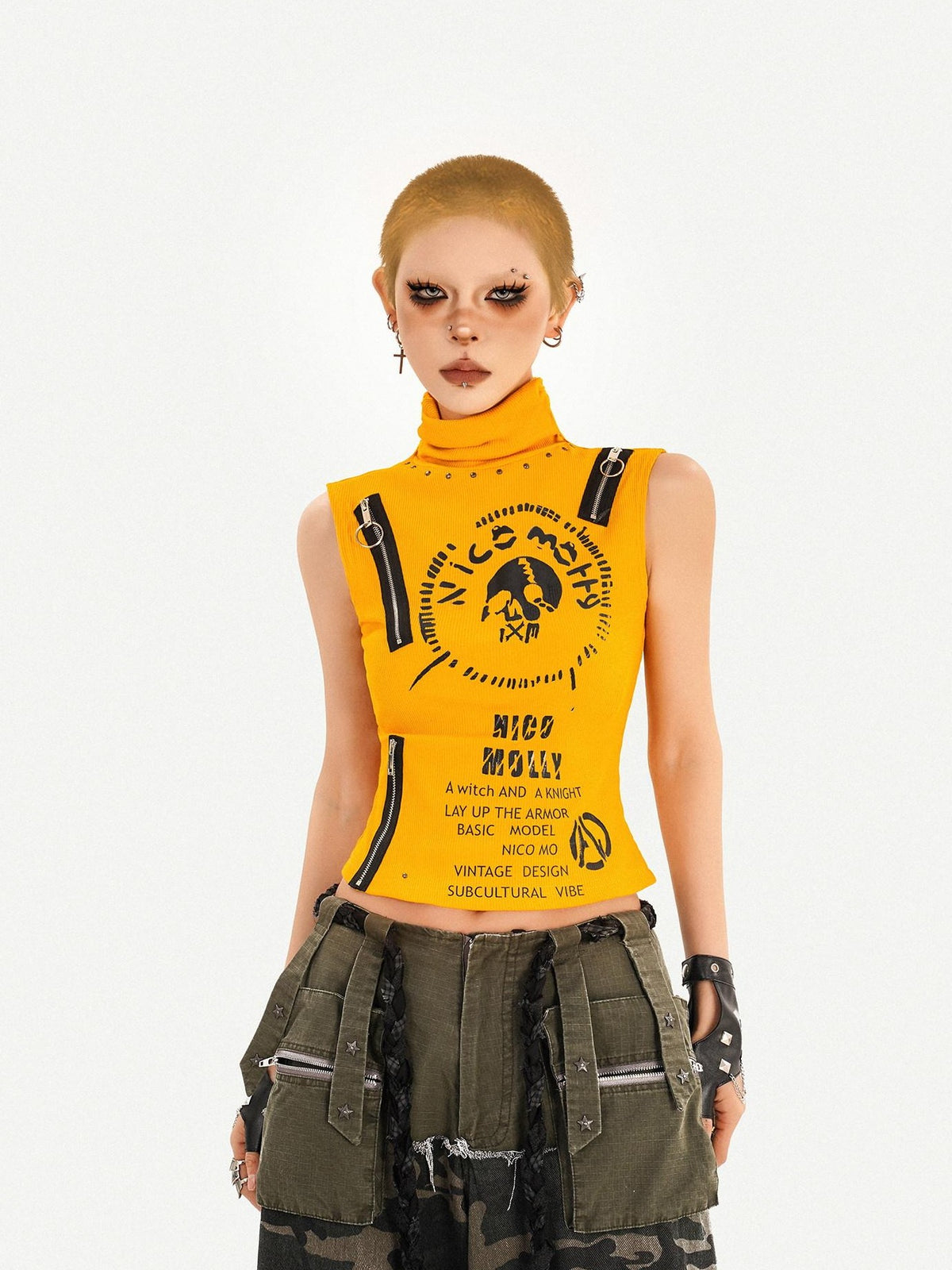 Nico Molly Orange Letter Print Zipper High Neck Slim Short Women&