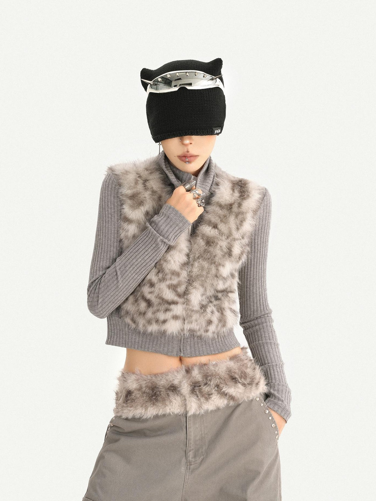 Nico Molly Plush Zippered Stand Collar Cropped Sleeveless Vest Women&