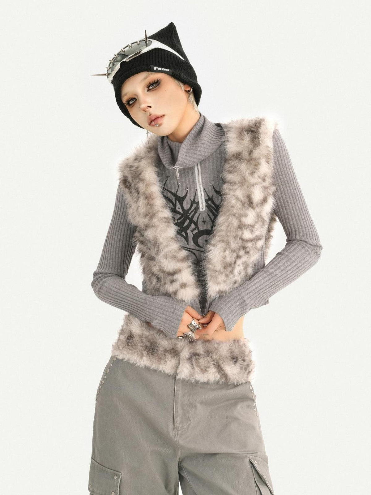 Nico Molly Plush Zippered Stand Collar Cropped Sleeveless Vest Women&