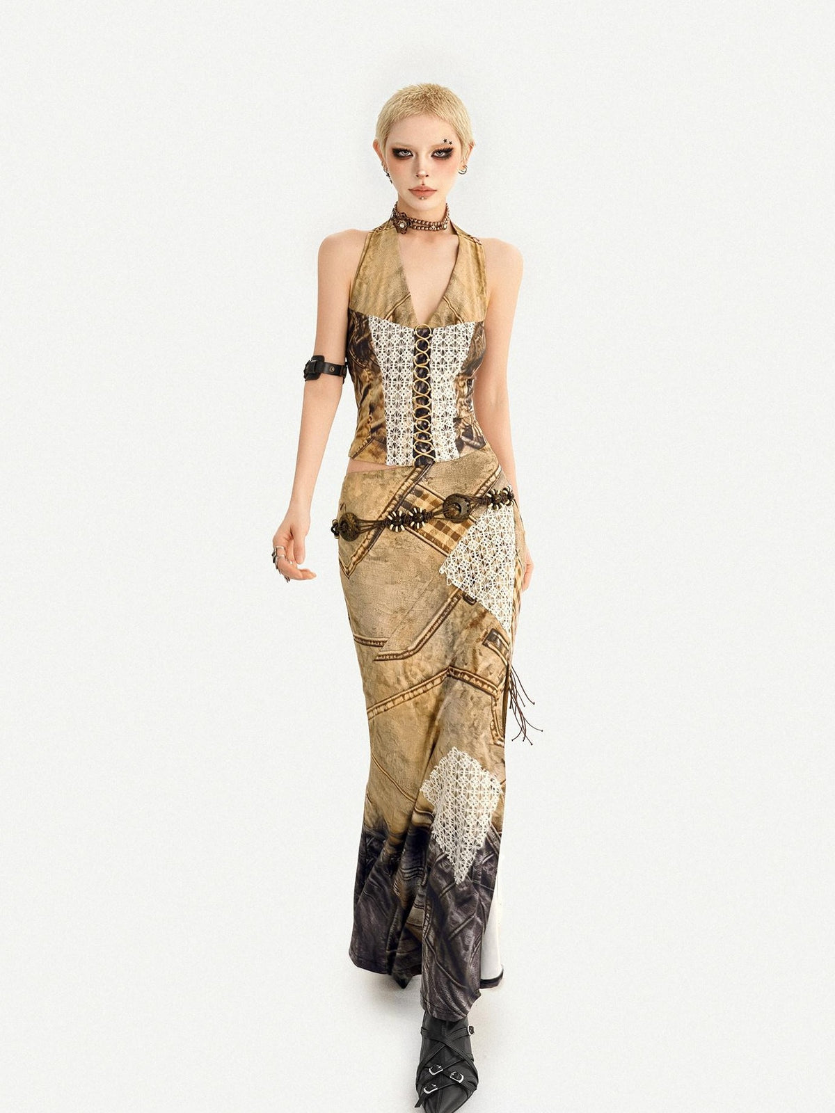 Nico Molly Post Apocalyptic Patchwork Lace Halter V-neck Women&