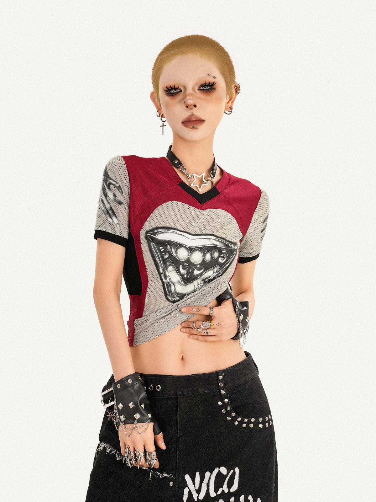 Nico Molly Vintage Jersey 3d Deconstructed Heart Print V-neck Women&