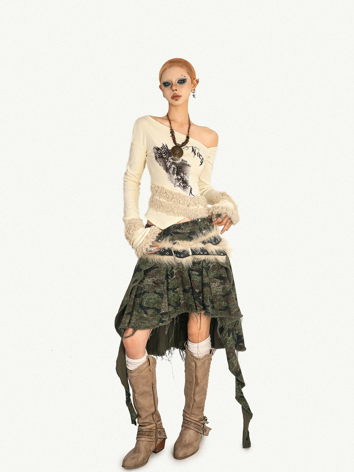Nico Molly Vintage Punk Fur Patch Slant Neck Slim Print Women&