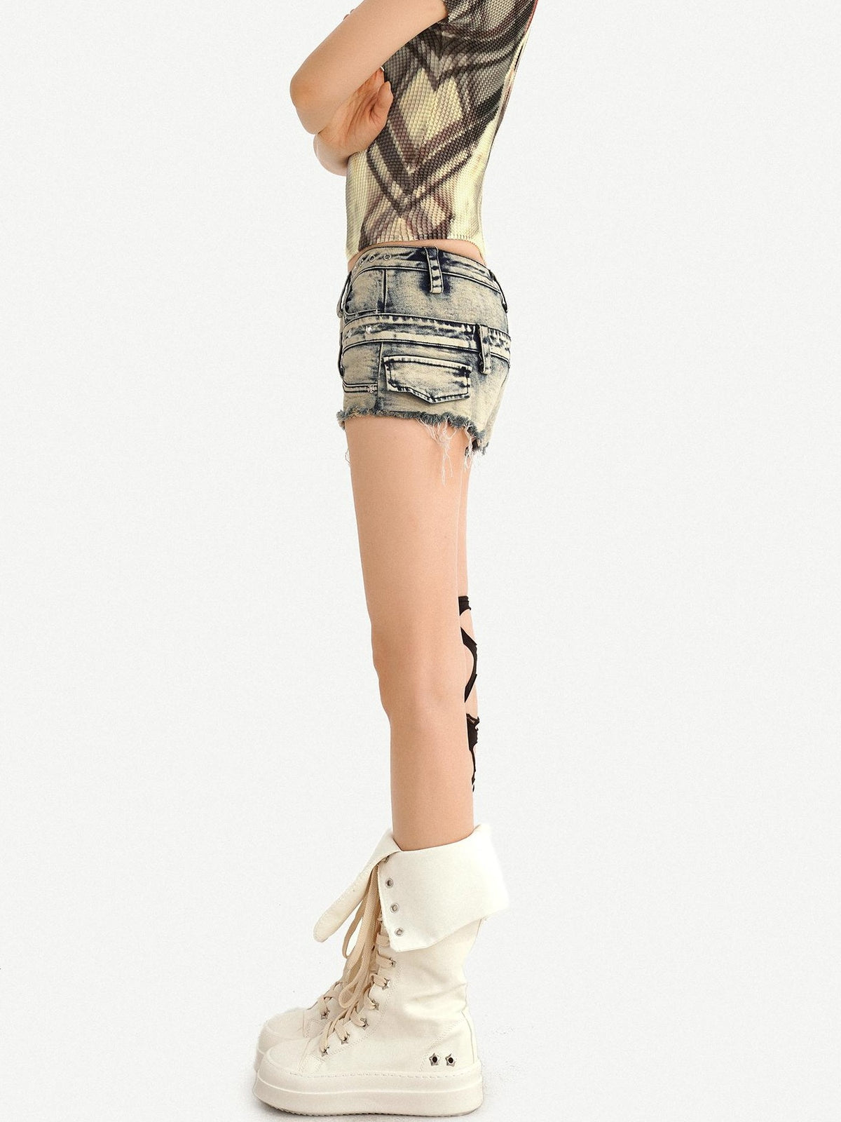 Nico Molly Vintage Slim Straight Distressed Raw Hem Low Waist Women&