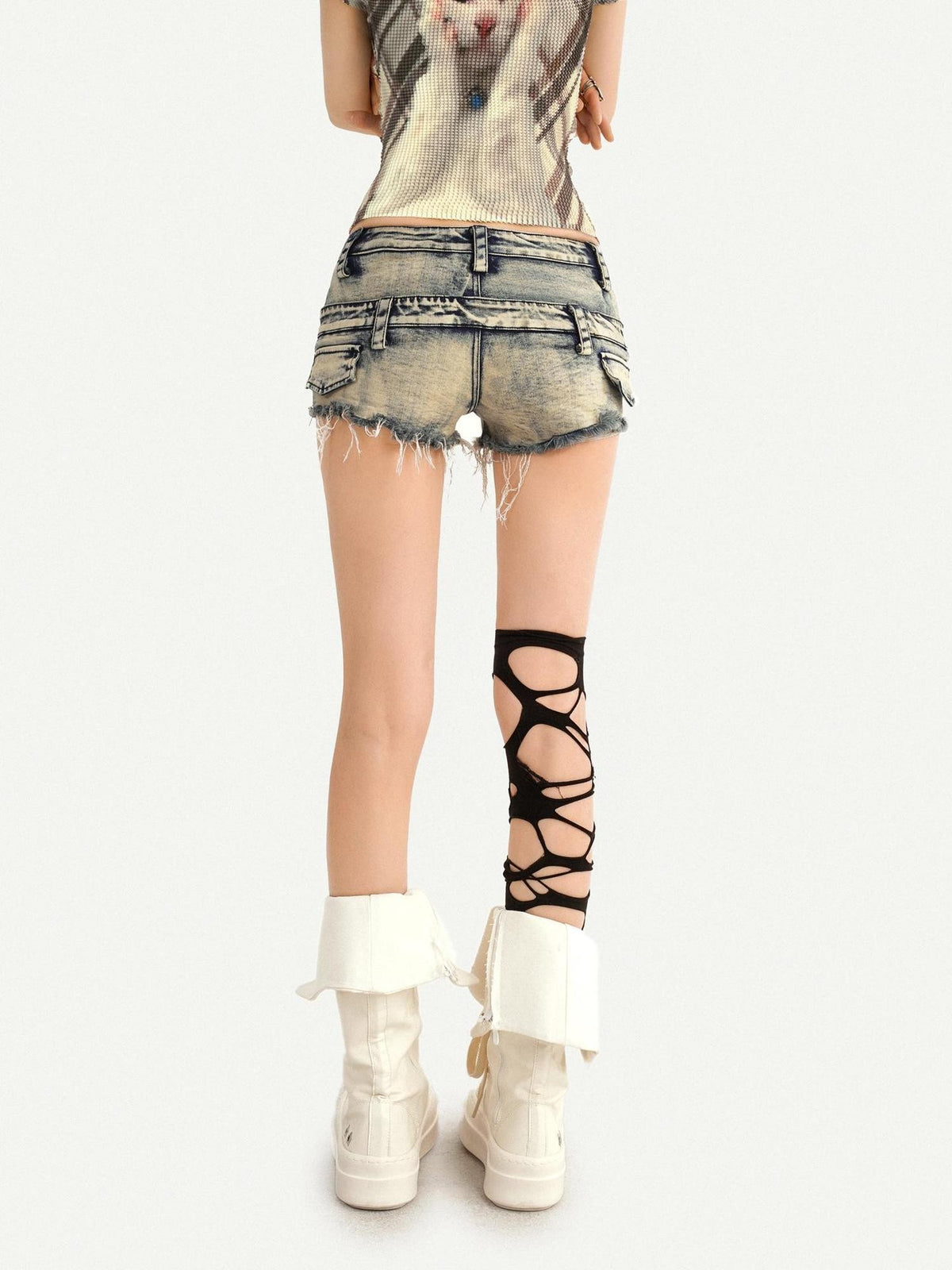 Nico Molly Vintage Slim Straight Distressed Raw Hem Low Waist Women&