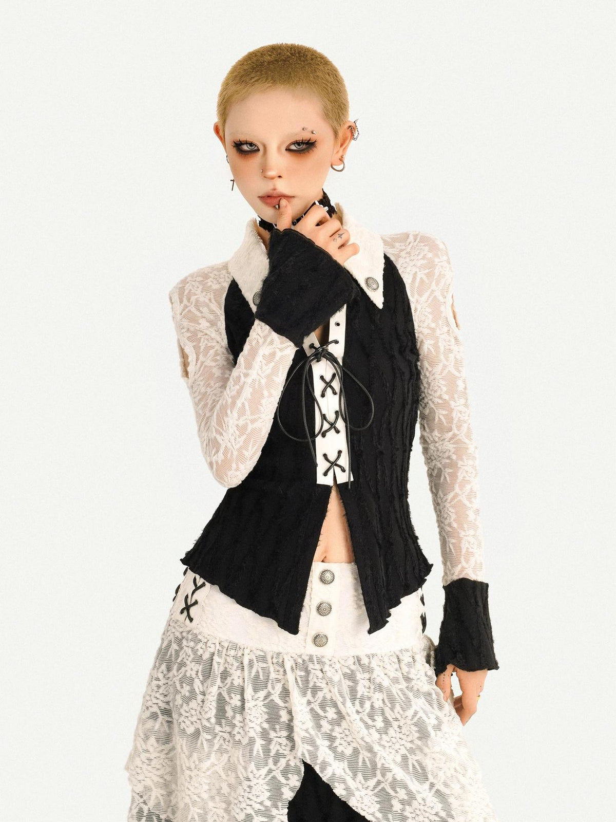Nico Molly Vintage Spliced Ruffle Tie Bell Sleeve Women&