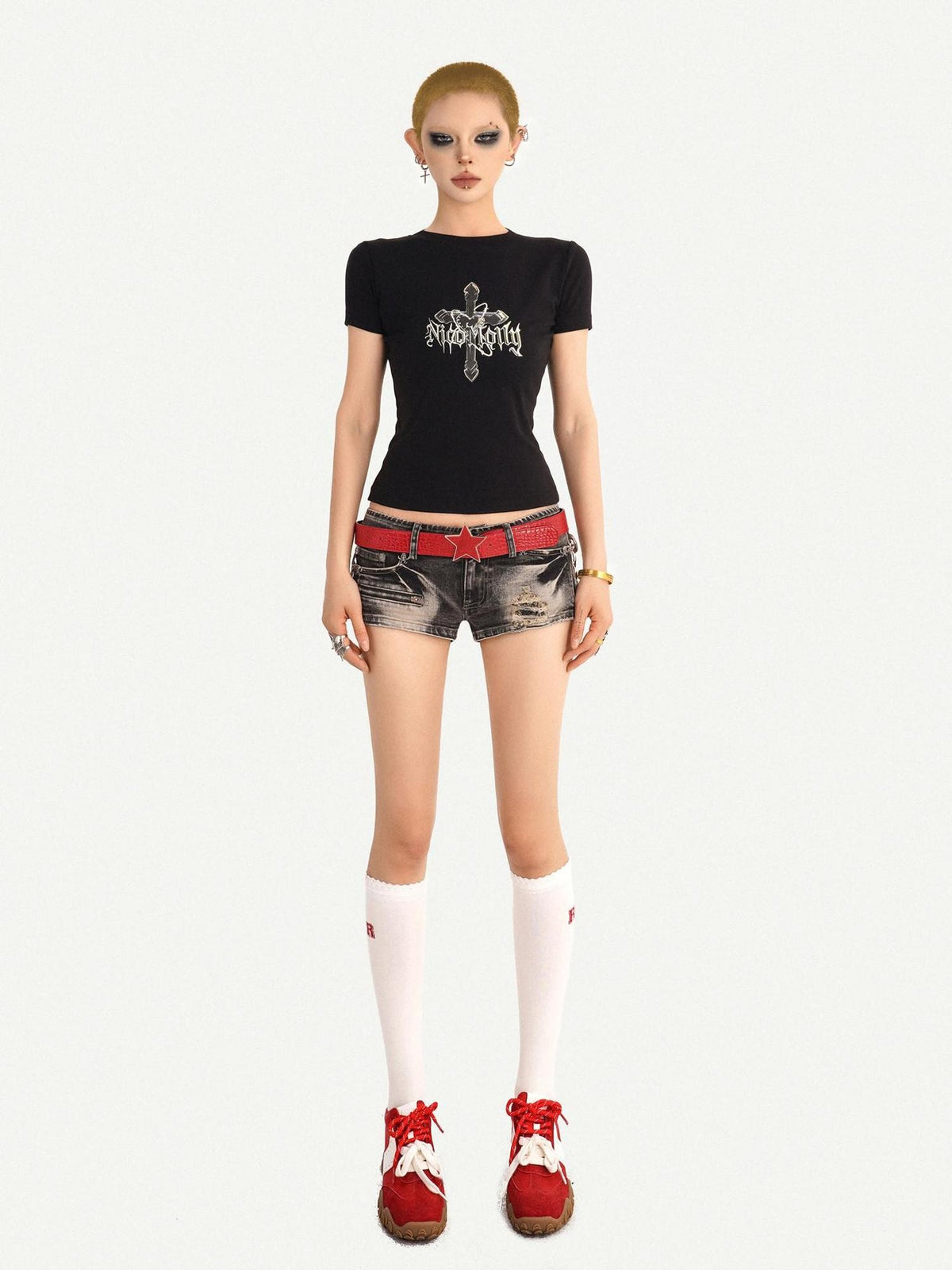 Nico Molly Vintage Washed Distressed Ripped Low Waist Women&