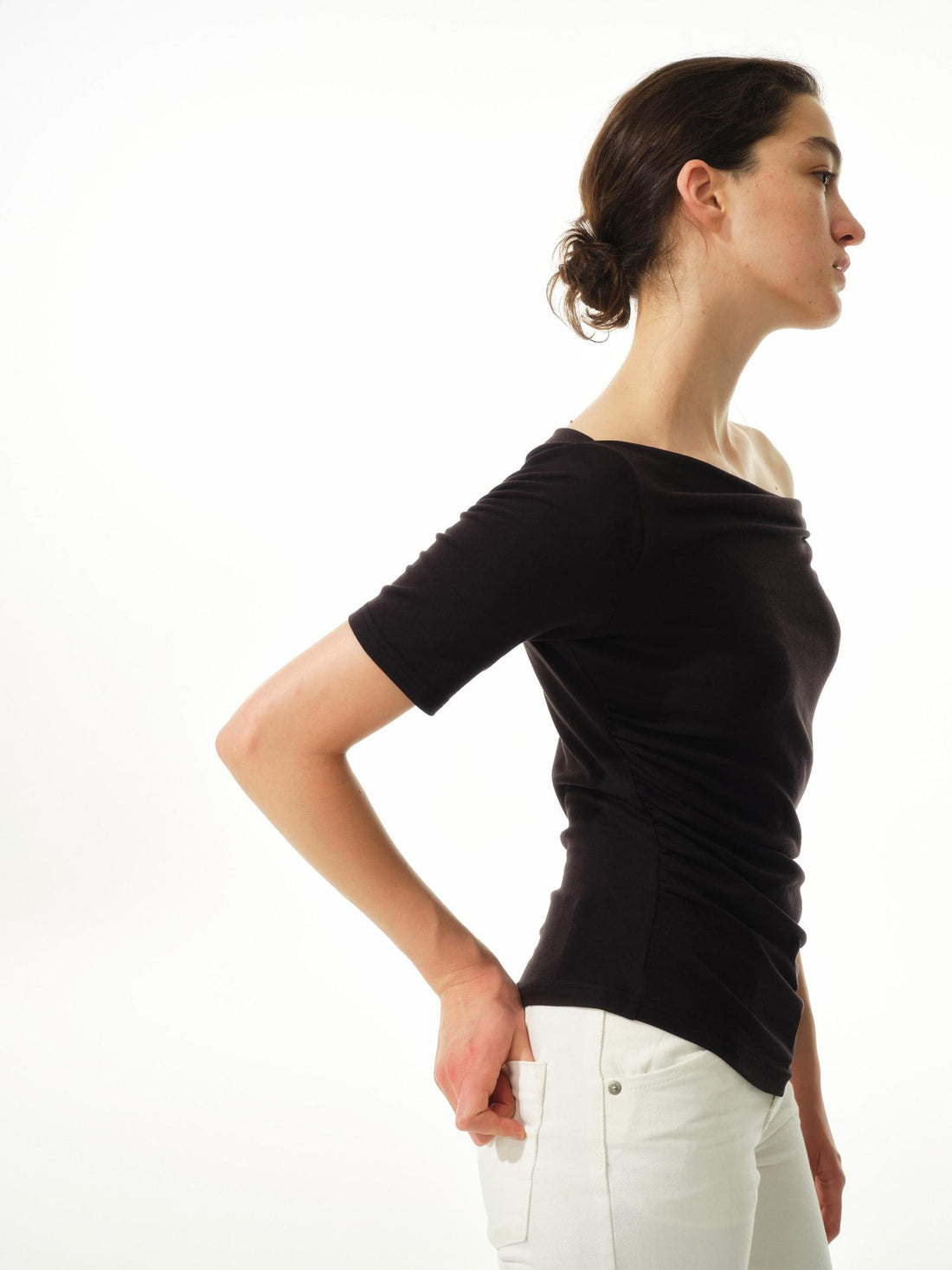 Northbutsouth Asymmetric Ruffle Hem Soft Fitted Top