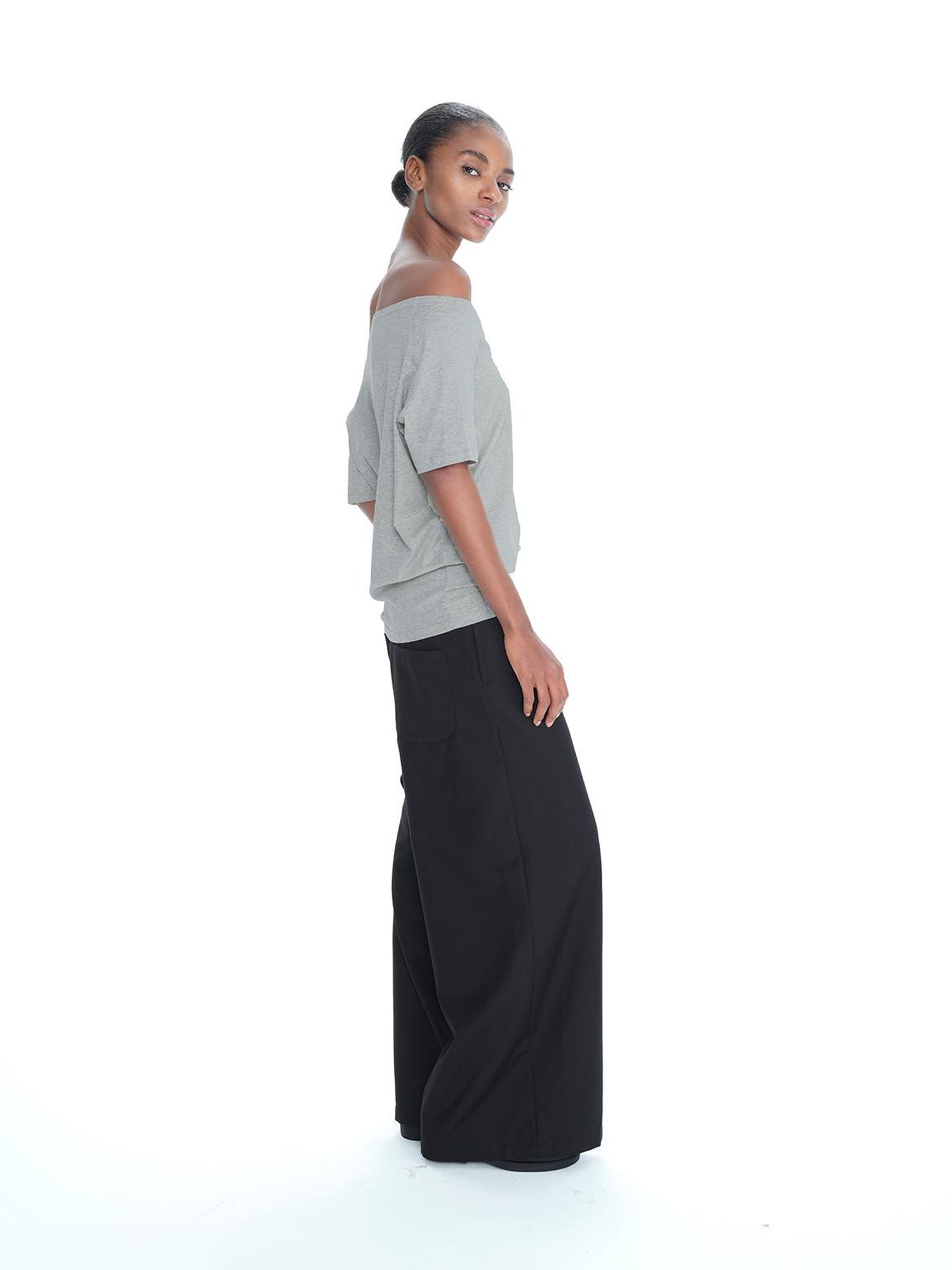 Northbutsouth Asymmetric Shoulder Stacked Two Way T-shirt