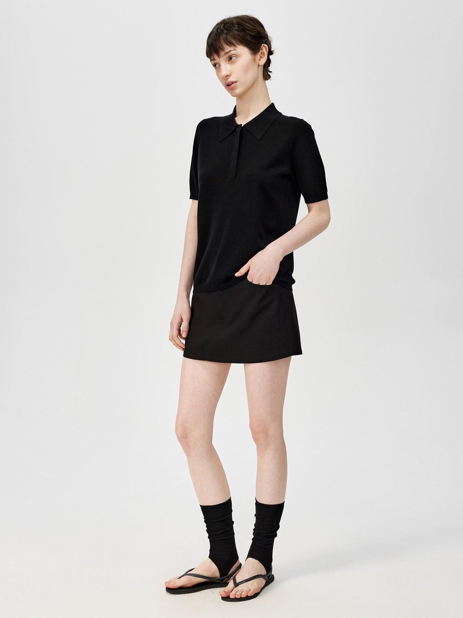 Northbutsouth Black White Classic Polo Collar Slim Fit Women&
